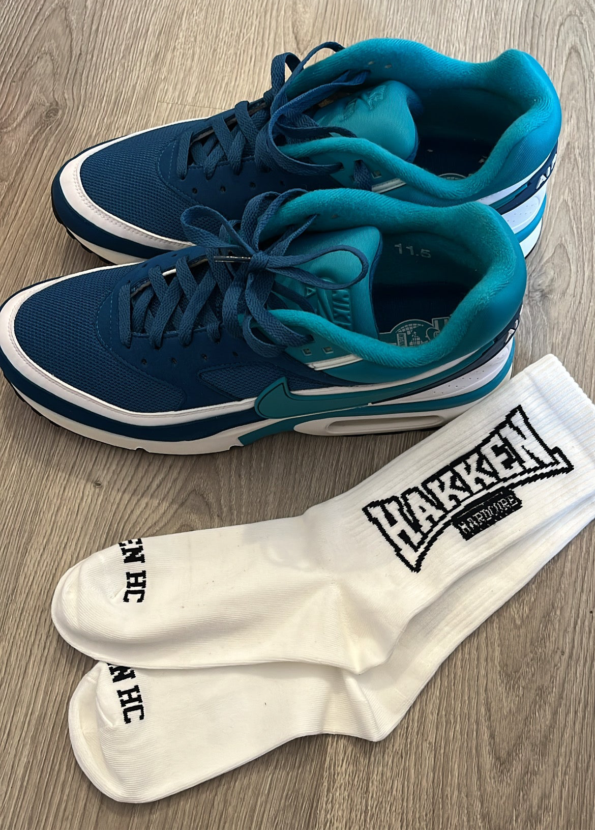HAKKEN SOCKS
