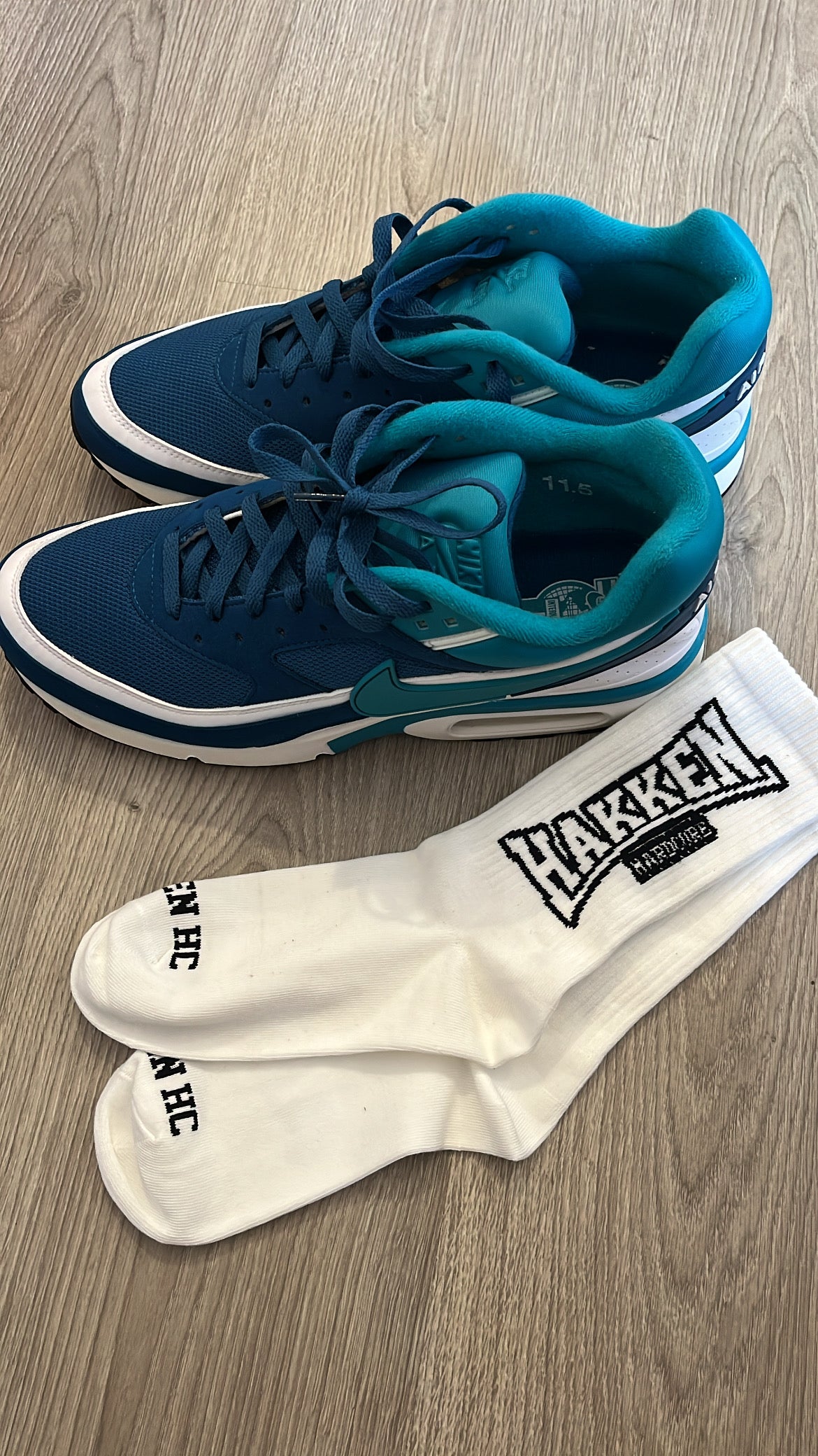 HAKKEN SOCKS