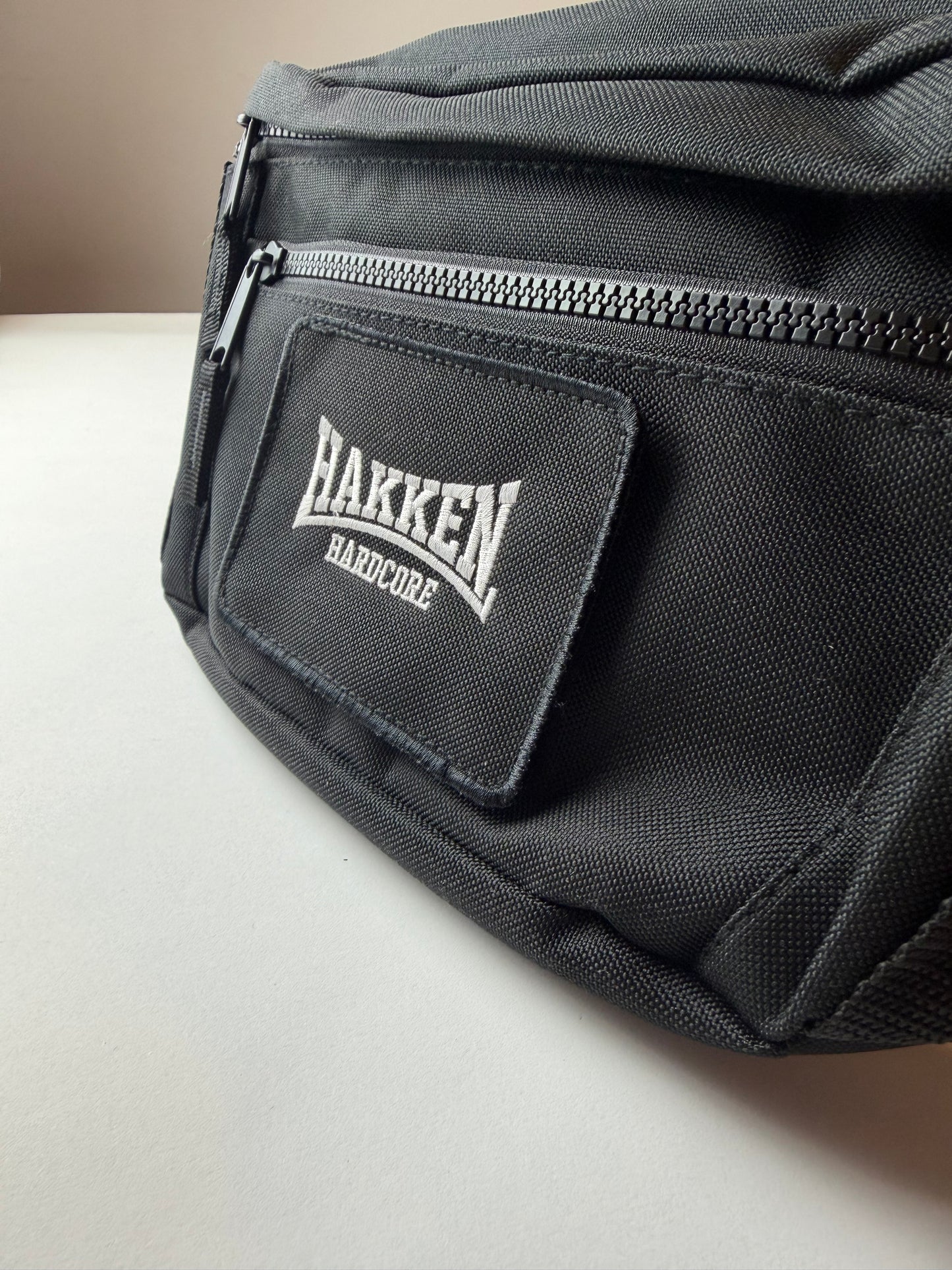 HAKKEN MEGA HIP BAG